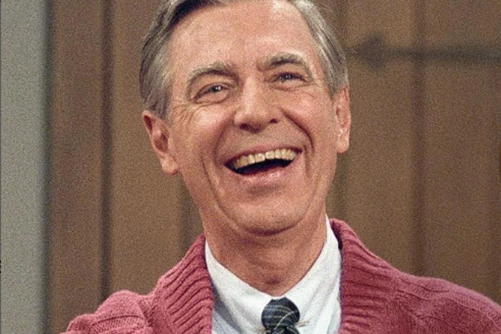 True or False: Mr. Rogers Was a Navy Seal Sniper Before He Was Our Beloved TV Neighbor