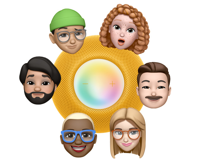 Sei Memoji disposte in cerchio intorno a un HomePod mini giallo visto dall’alto. Accanto a tre Memoji ci sono dei fumetti blu che dicono “Ehi Siri”.