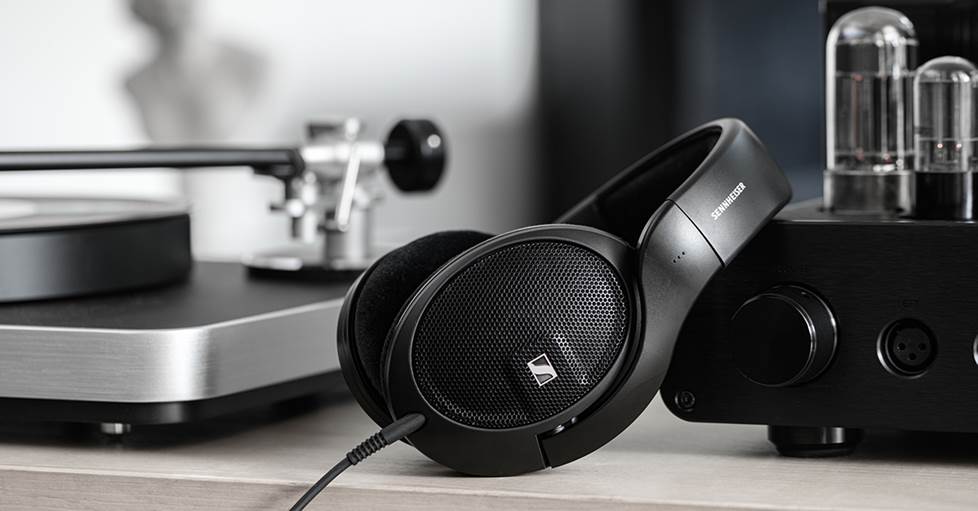 Sennheiser HD 560S audiophile headphones