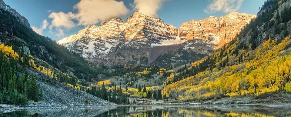 Colorado Rocky Mountain lake and peaks in the fall