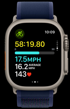 En Apple Watch Ultra 2 som visar hur snabbt användaren cyklar.