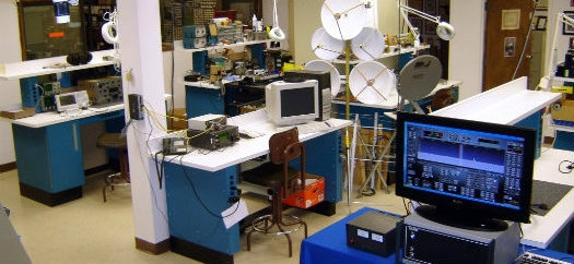 http://www.arrl.org/images/view/About_ARRL/Lab.JPG