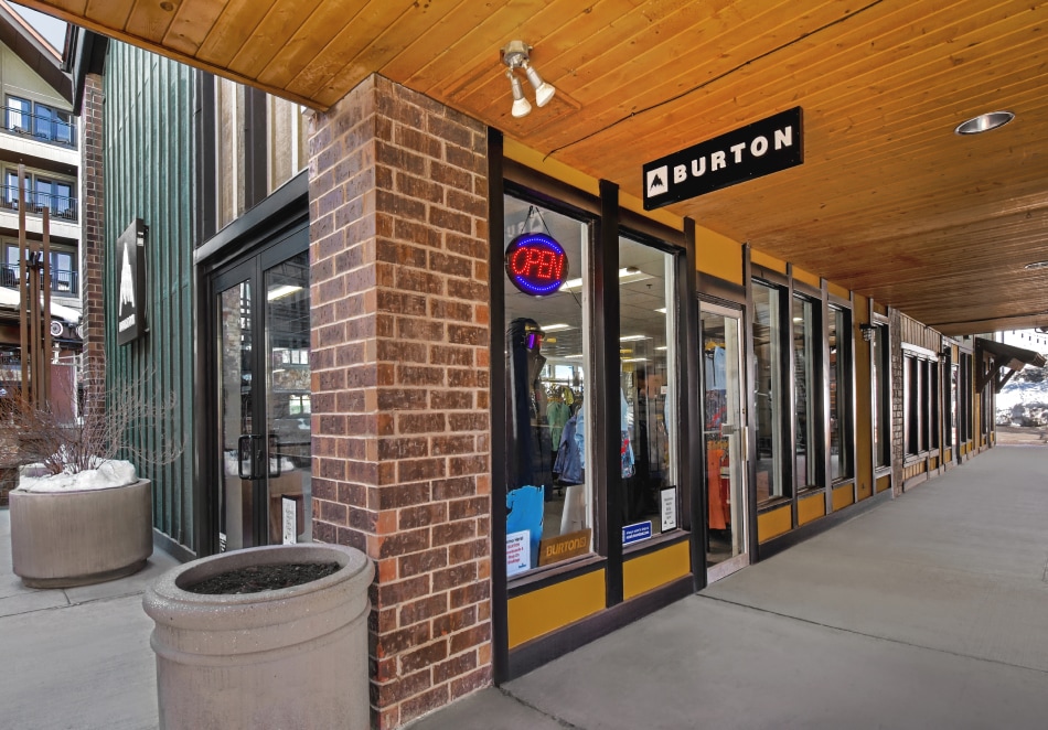 Burton Shop – Steamboat