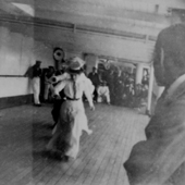 Photograph of Victorian tourists enjoying some deck games on baord Solent Royal Mail cruise ship, 1905 (Crown Copyright, National Records of Scotland, GD1/585/20)