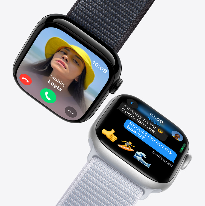 Dua Apple Watch Series 10. Yang pertama menerima panggilan masuk. Yang kedua menampilkan percakapan pesan teks.