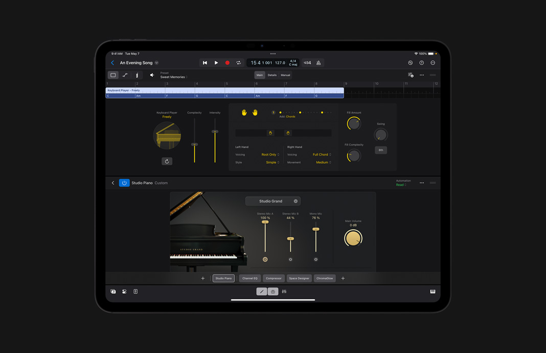 Imagen que muestra cómo se crea un acompañamiento de teclado en un iPad Pro con Logic Pro para el iPad.