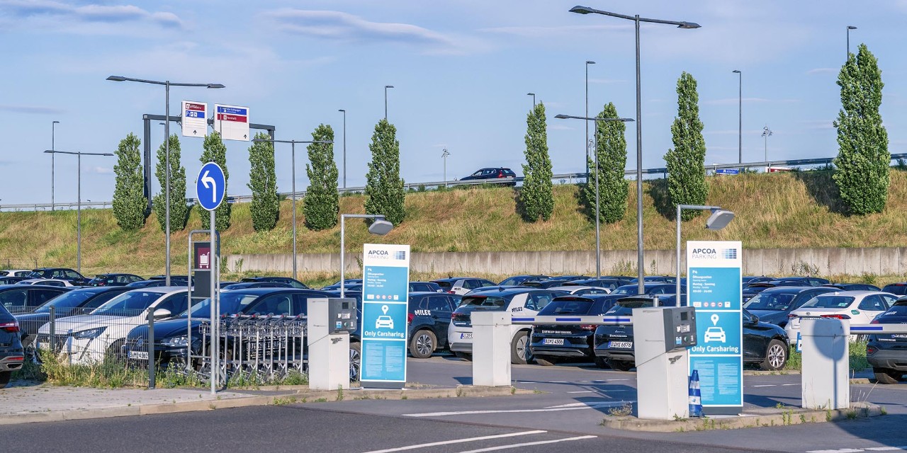 View of car park with Car-Sharing cars