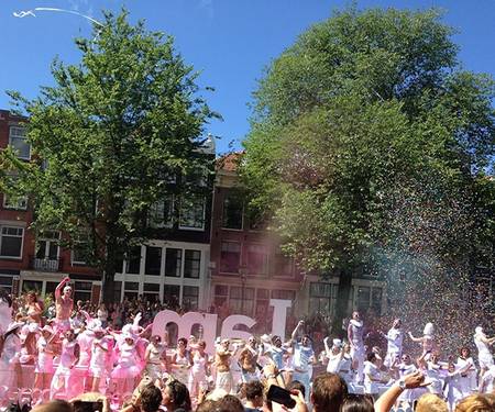 Amsterdam Gay Pride: Verpasse nicht die Canal Parade