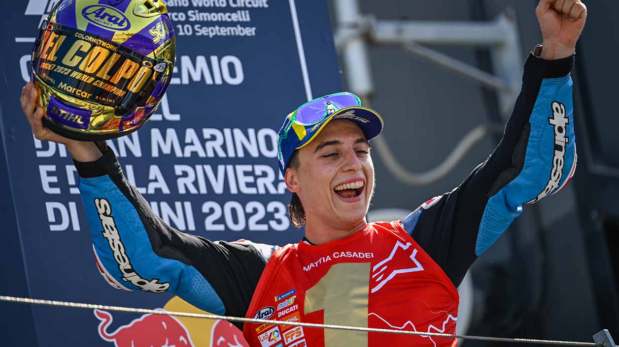 FIM Enel MotoE™ World Championship 2023: Mattia Casadei trionfa in elettrico!