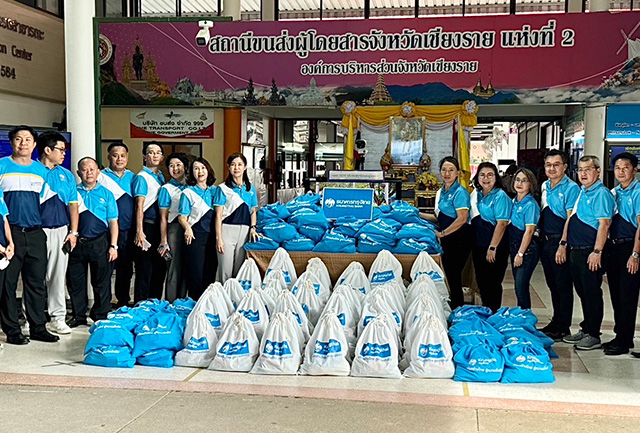 ห่วงใยผู้ประสบอุทกภัย ลงพื้นที่มอบถุงยังชีพช่วยเหลือในจังหวัดเชียงราย