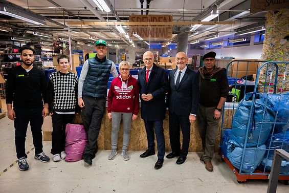 Gruppenfoto mit Bürgermeister Peter Tschentscher