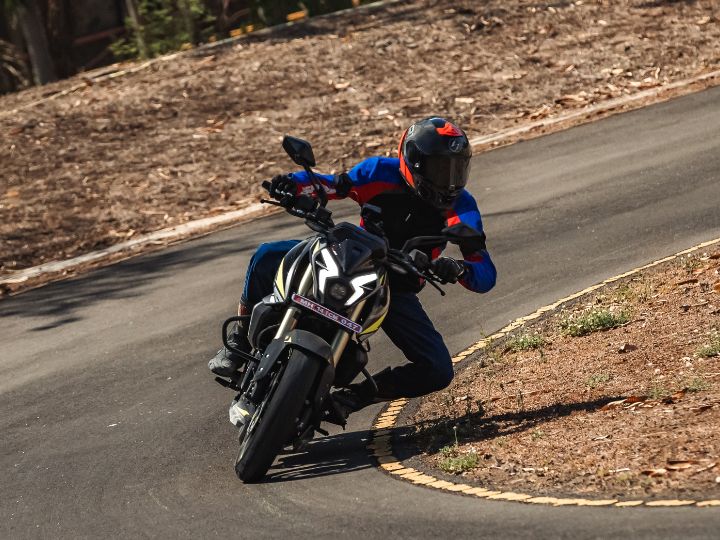 Bajaj Pulsar NS400Z Cornering