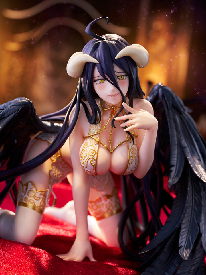 Albedo Lingerie Ver. 1/7 Scale Figure