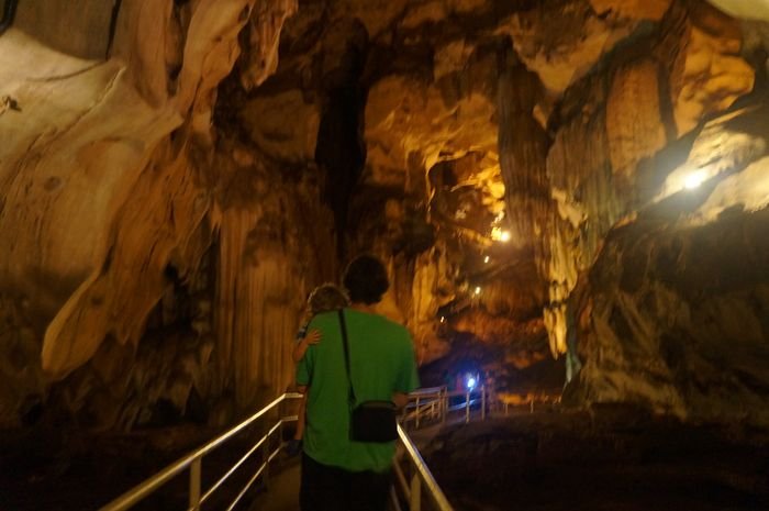 Exploring the Cave of Gua Tempurung