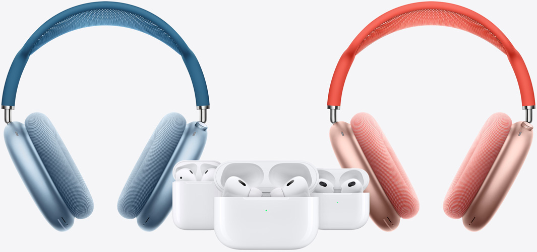 Два чифта AirPods Max около AirPods 2-ро поколение, AirPods 3-то поколение и AirPods Pro 2-ро поколение.