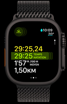 Apple Watch Ultra 2 affichant la durée et le rythme d’une séance de natation avec la fonctionnalité Multisport.