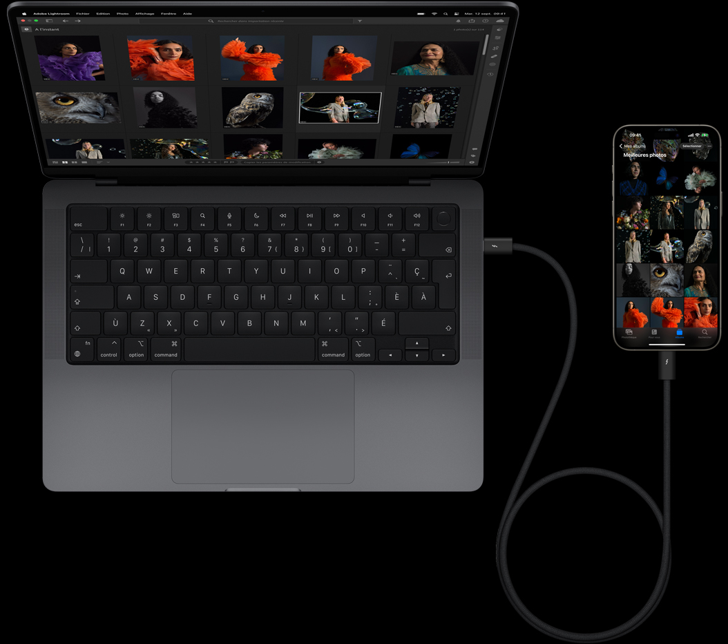 iPhone 15 Pro Max connecté à un MacBook Pro 14 pouces avec USB-C