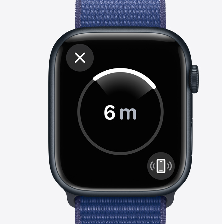 Apple Watch Series 9 以「精準尋找」尋找於附近的 iPhone 15。