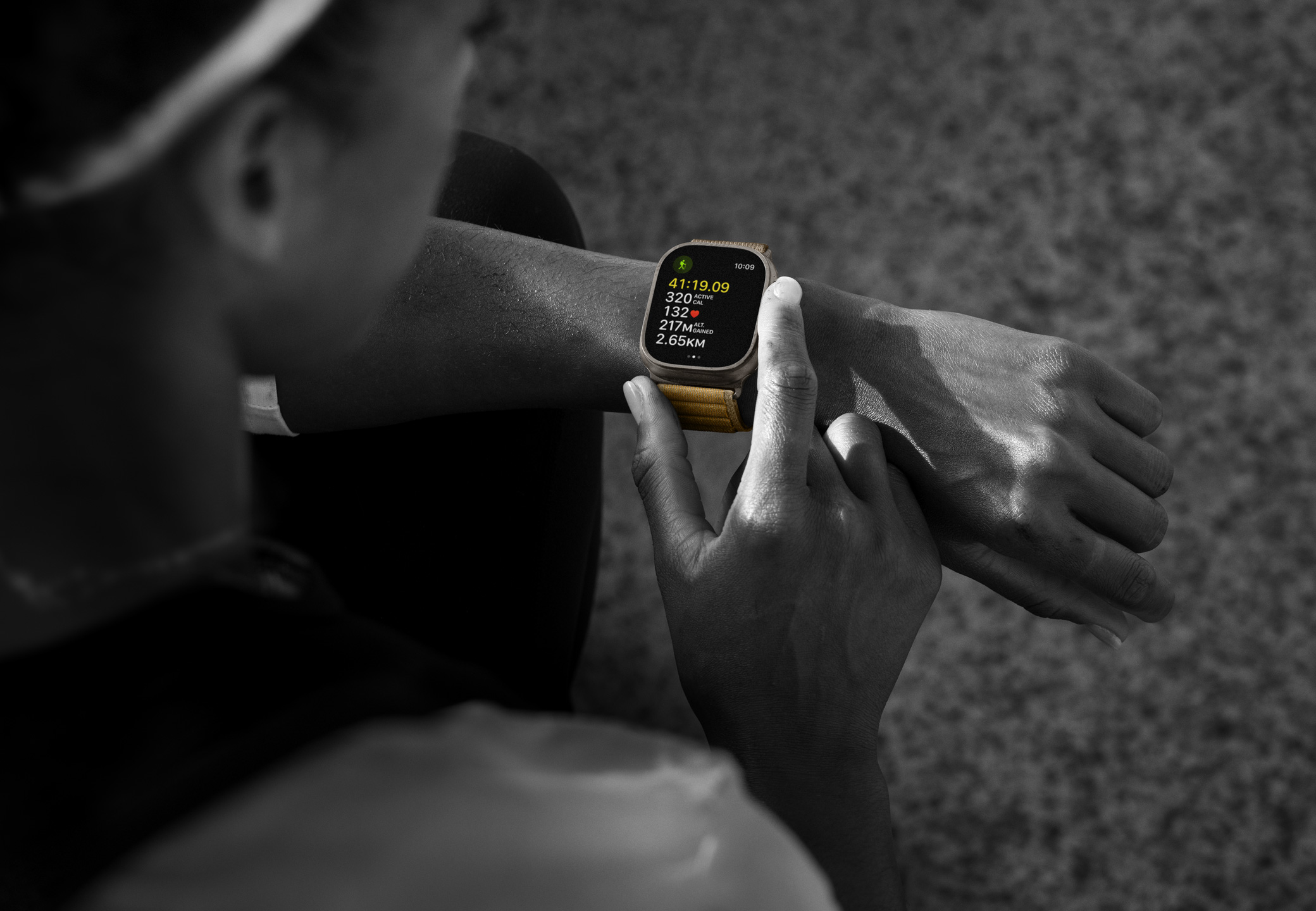 A hiker with the maps on their Apple Watch Ultra 2 providing directions.