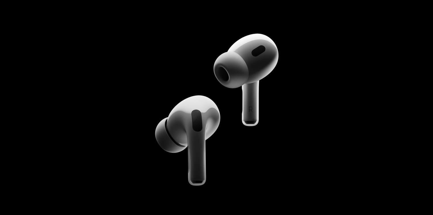 AirPods Pro 2 крупним планом на 360 градусів