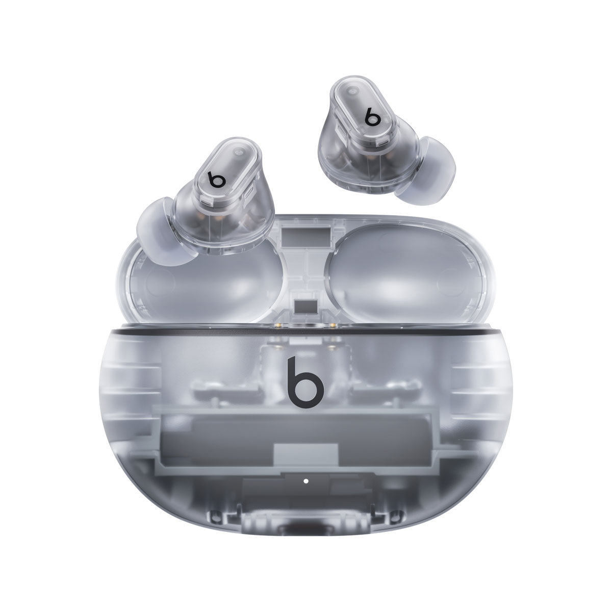 Nahaufnahme der Beats Studio Buds + in der Farbe Transparent