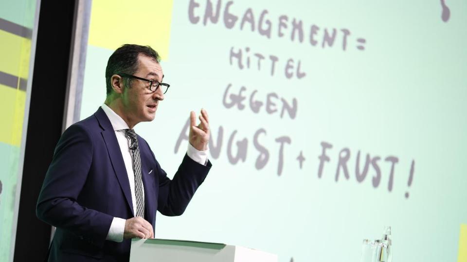 Bundesminister Cem Özdemir eröffnet das 15. Zukunftsforum Ländliche Entwicklung