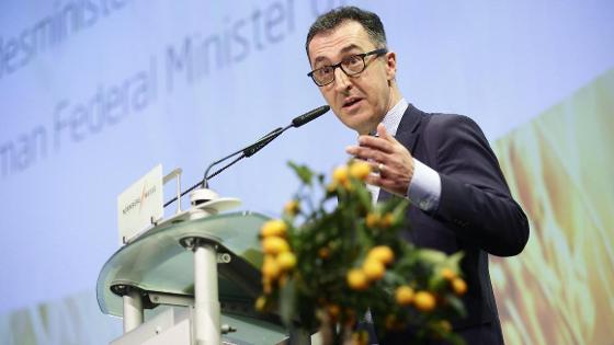 Bundesminister Özdemir hält seine Eröffnungsrede bei der Biofach 2023