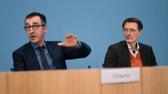 Bundesminister Özdemir und Bundesminister Lauterbach in der Bundespressekonferenz