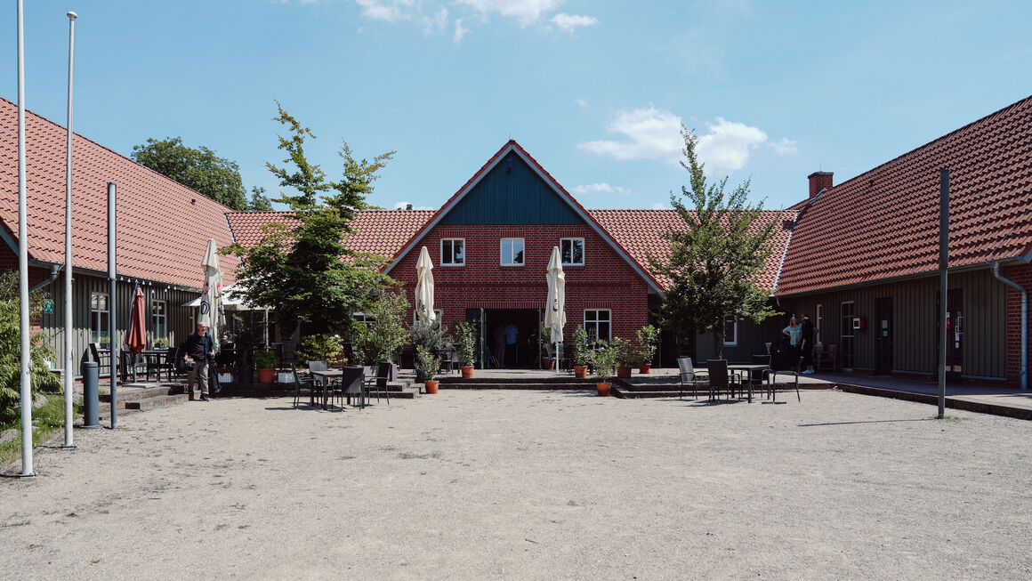 Blick auf das Dorfgemeinschaftshaus in Eldingen