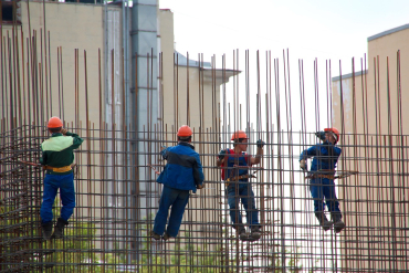 steel-workers-1029665_1280.jpg