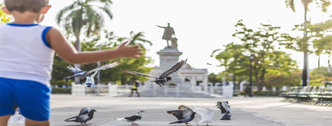 Place Martí, Centre Historique de Cienfuegos, Cuba Travel 