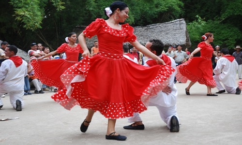 Peasant Dances Las Tunas Cuba Travel