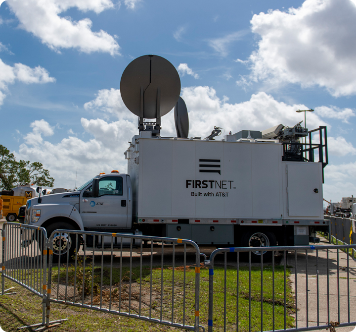 FirstNet deployable network vehicle