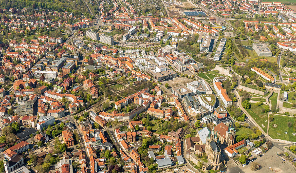 Bildbeschreibung / description: Luftbild Erfurt-Brühl