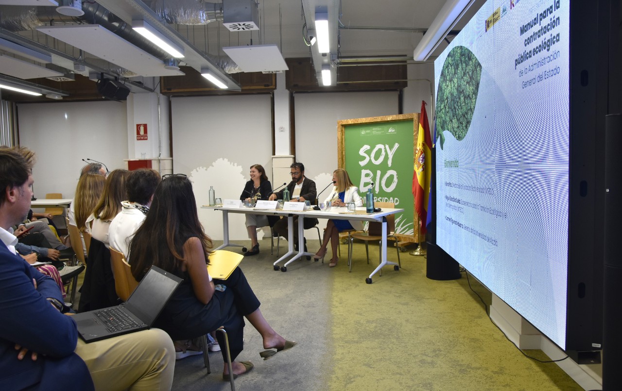 Presentación del Manual para la contratación pública ecológica