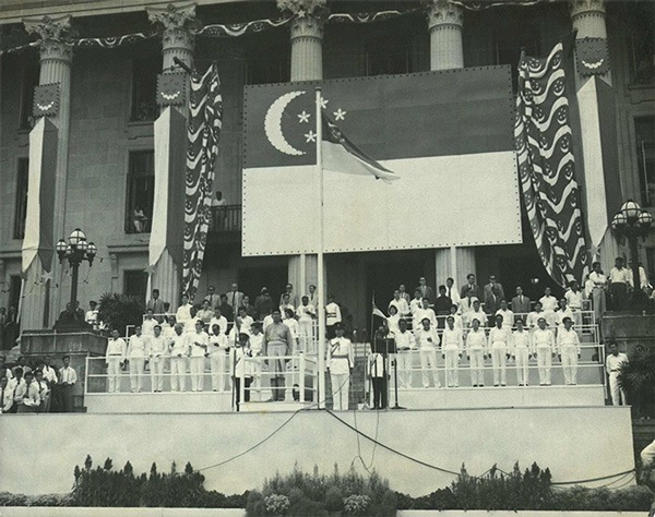 The newly-installed Yang Di-Pertuan Negara Yusof Ishak, the Cabinet and Assembly Members during the launch of National Loyalty Week and state anthem \