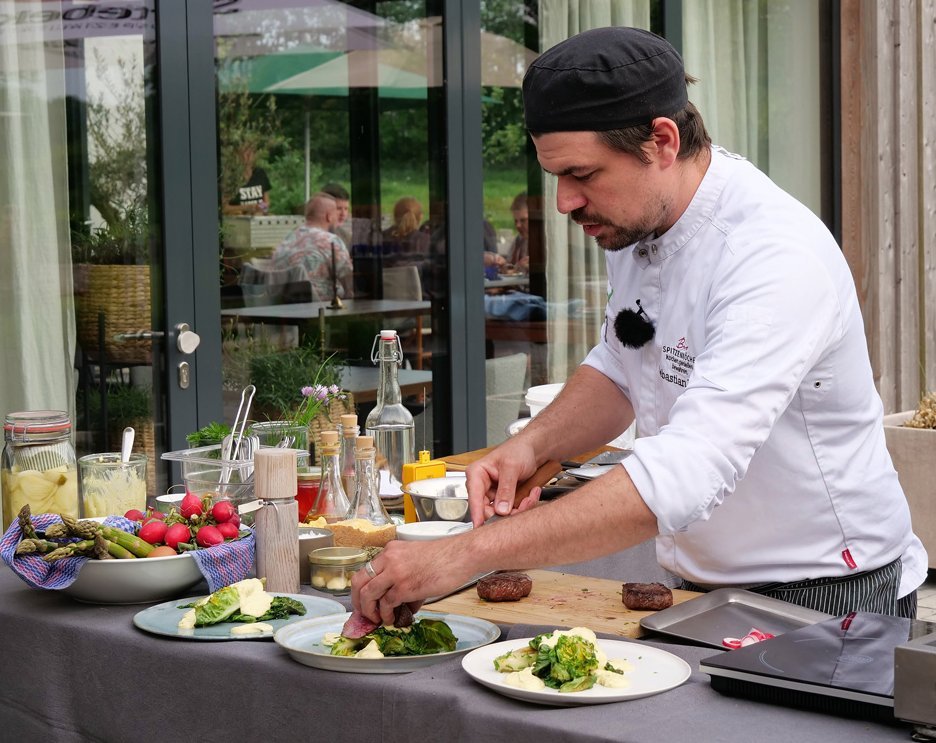 Sebastian Junge kocht, Foto: Jürgen Beckhoff