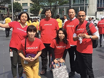 Read about Oracle Volunteers in action