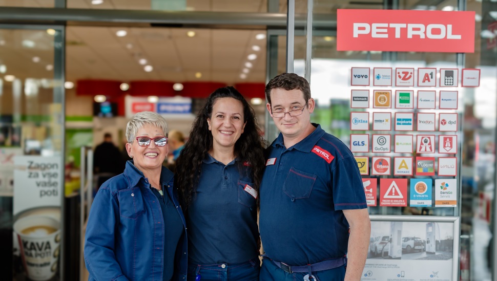 Praktično usposabljanje v Petrolovih učnih centrih in družini prijazno podjetje