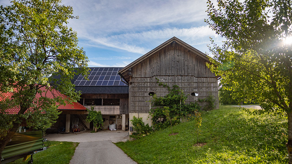 samooskrbna energetska skupnost Luče