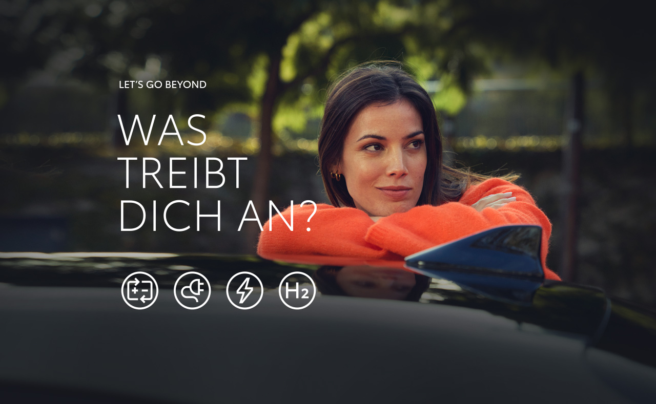 Let's go Beyond: Was treibt dich an? Vier Antriebssymbole: Hybrid, Plug-in-Hybrid, Vollelektrisch und Wasserstoff