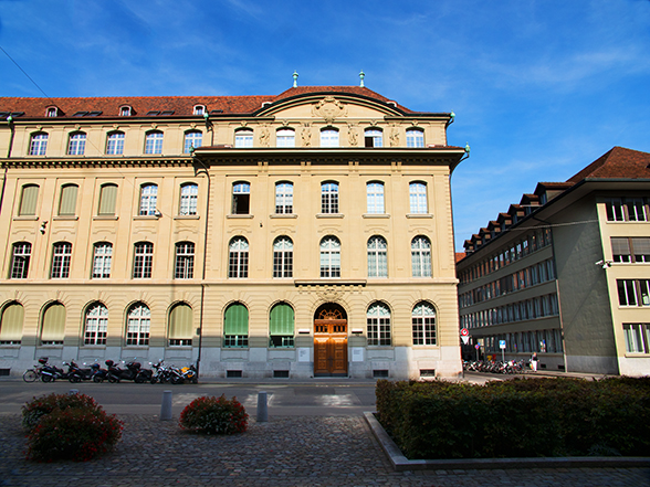 Das Bundeshaus Nord - der Sitz des Eidg. Departements für Umwelt, Verkehr, Energie und Kommunikation