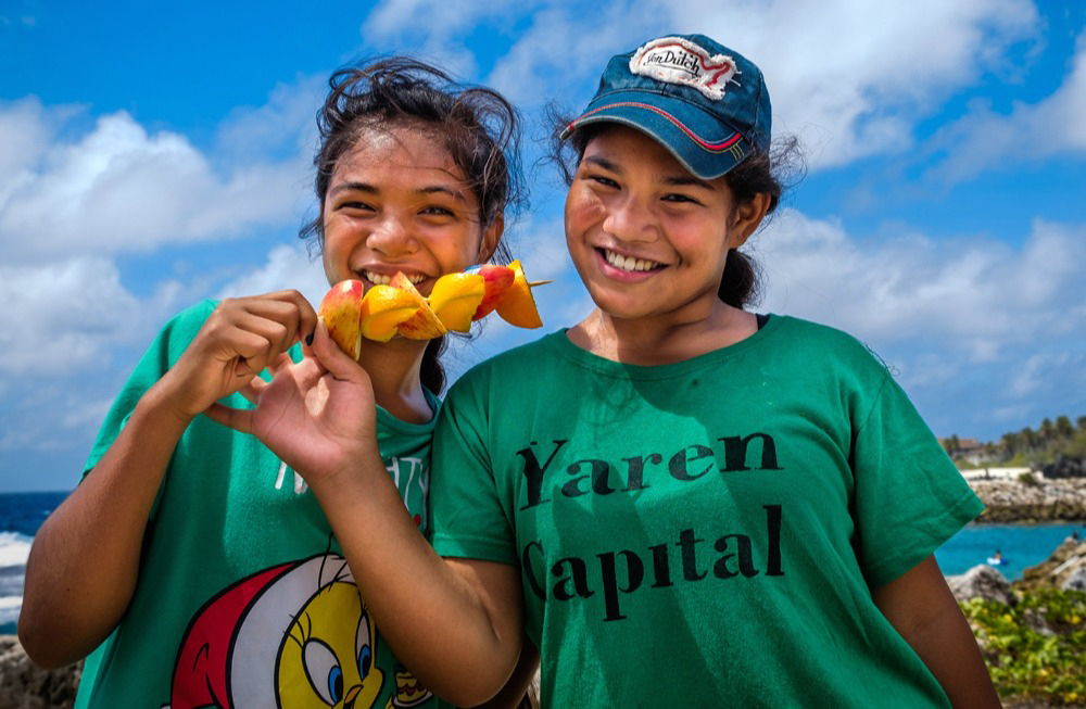 girls-solomon-islands-1000x653